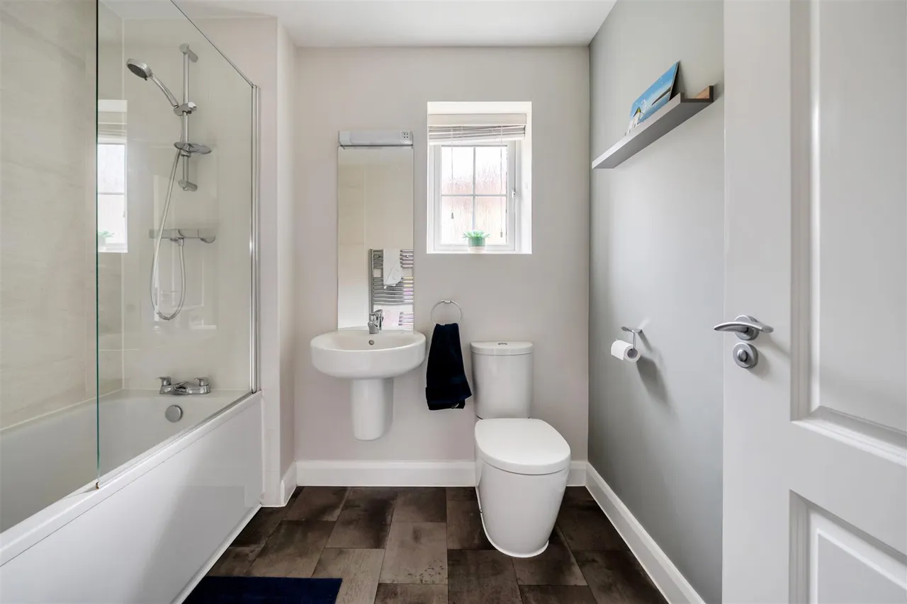 Chandlers Mews, Chippenham, SN15, photo 16