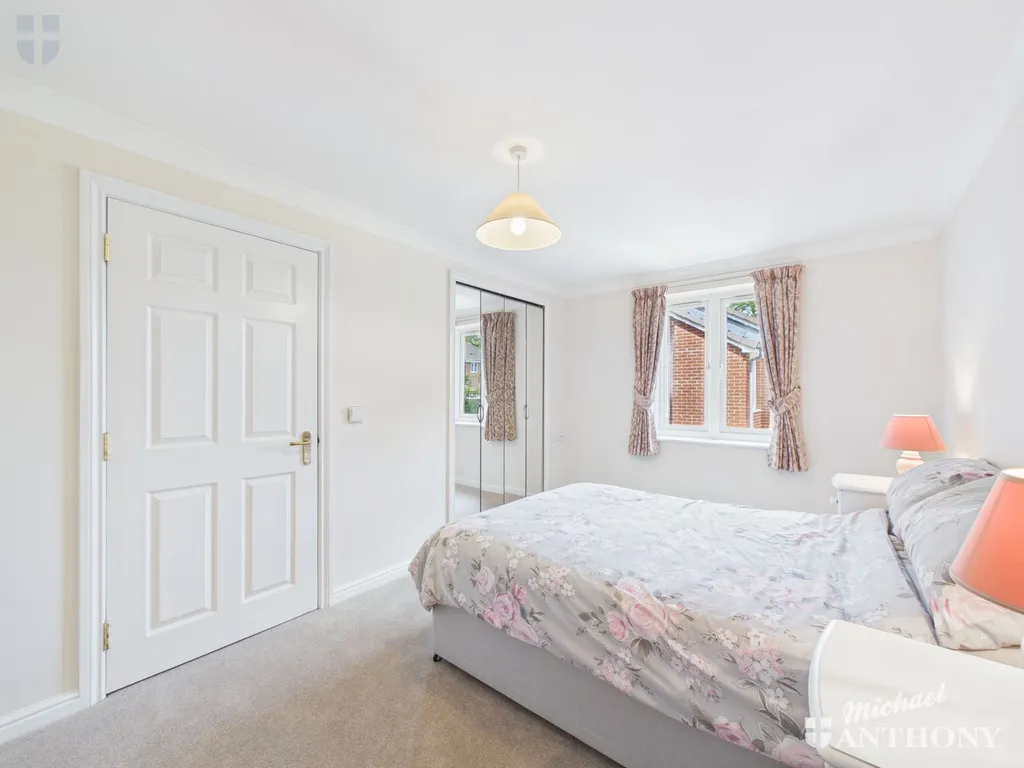Pearl Court, Croft Road, Aylesbury, HP21 7BY, photo 7