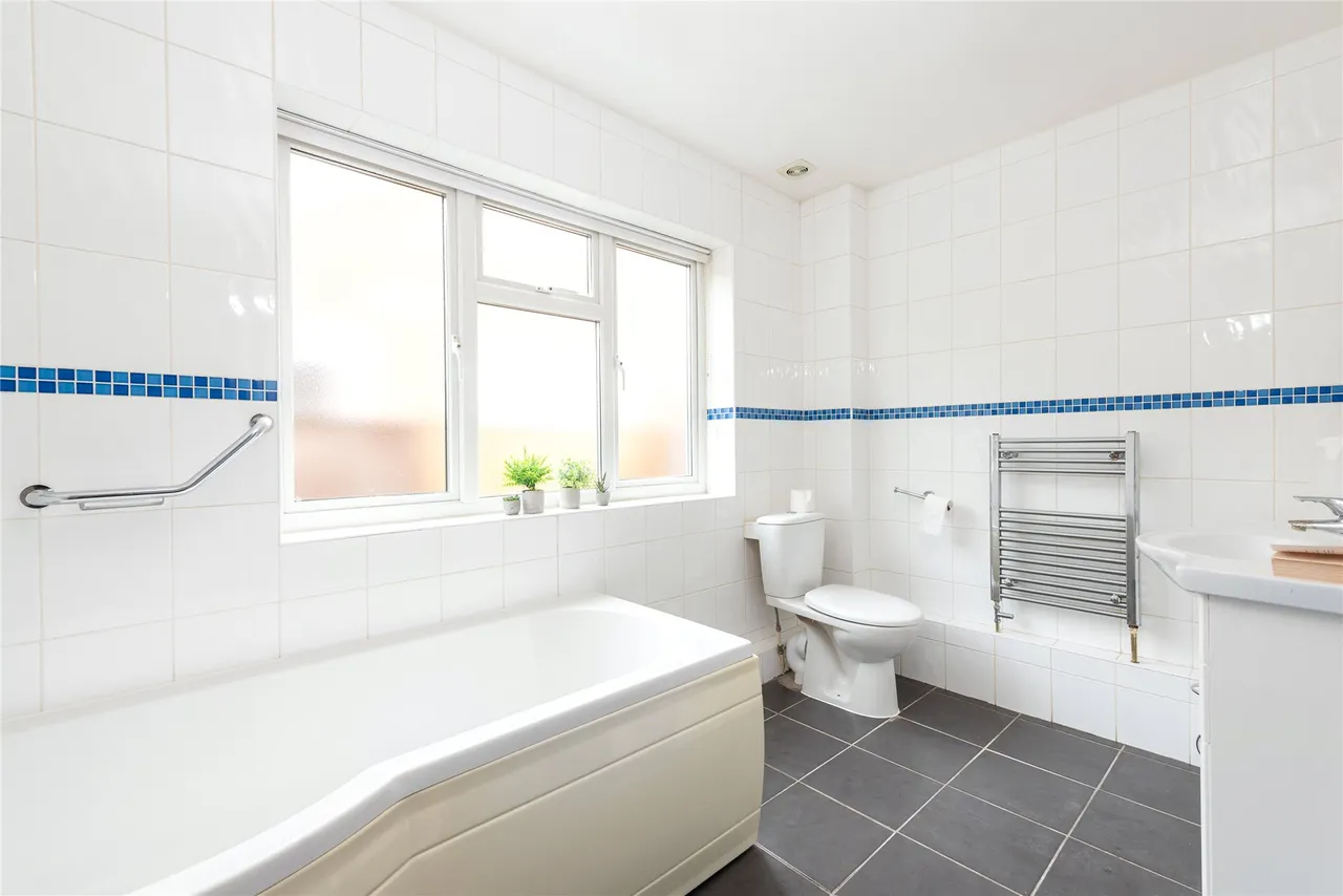 Folly Lane, North Crawley, MK16, photo 4
