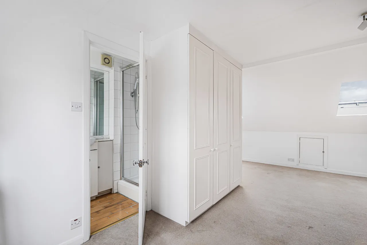 Rusthall Avenue, London, W4, photo 23