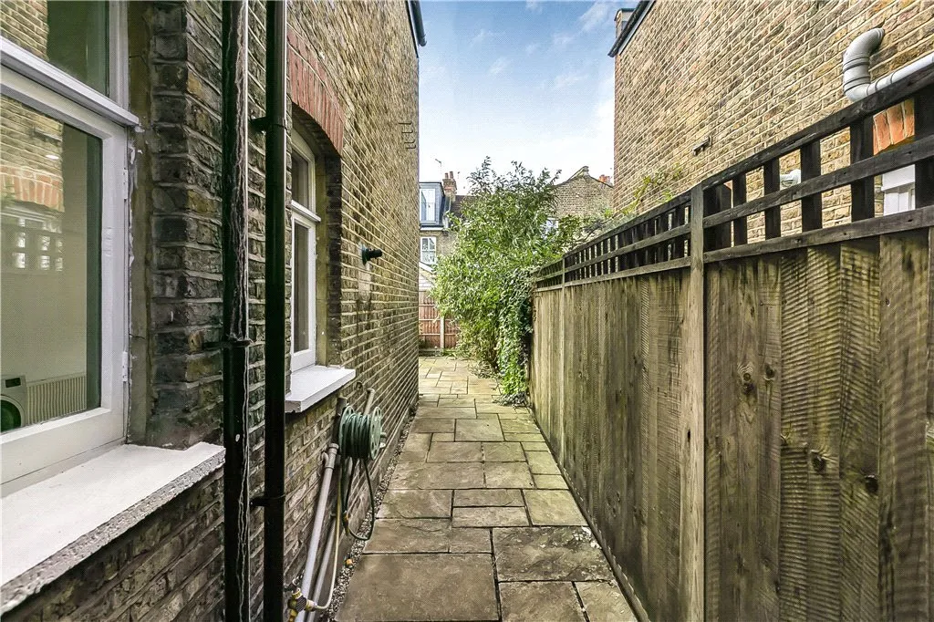 Rusthall Avenue, London, W4, photo 33