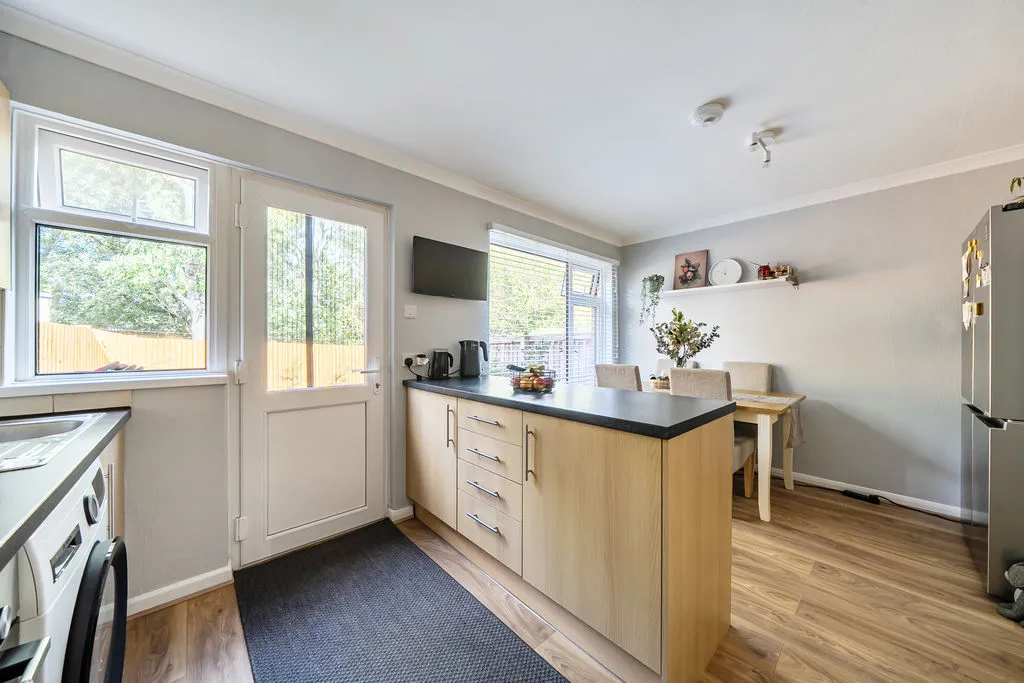Addison Close, Exeter, photo 9