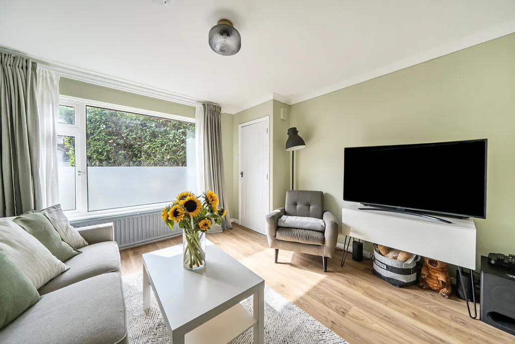 Addison Close, Exeter, photo 2