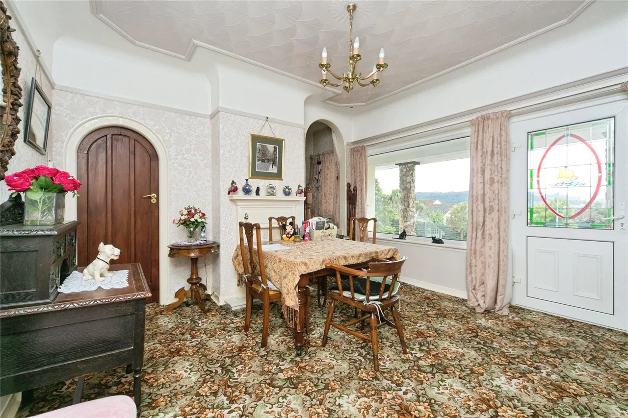 Warren Road, Deganwy, LL31, photo 3