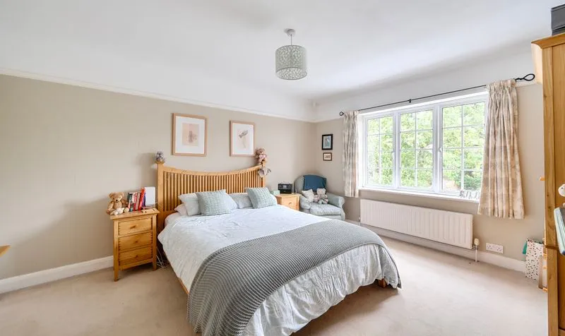 West Hill Avenue, Epsom, KT19, photo 9