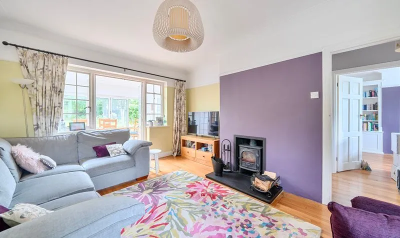 West Hill Avenue, Epsom, KT19, photo 7