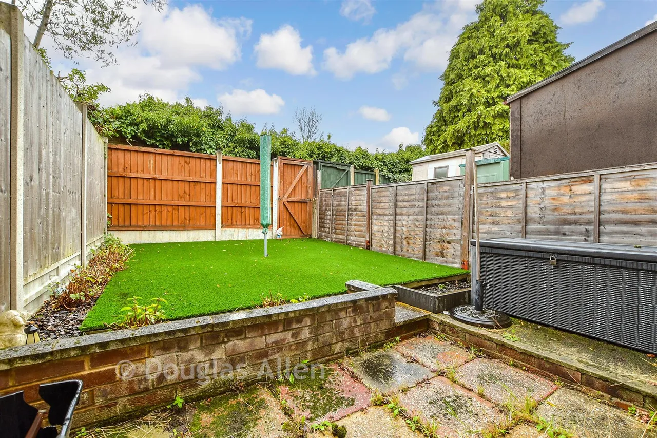 Pintail Road, Woodford Green, IG8, photo 4