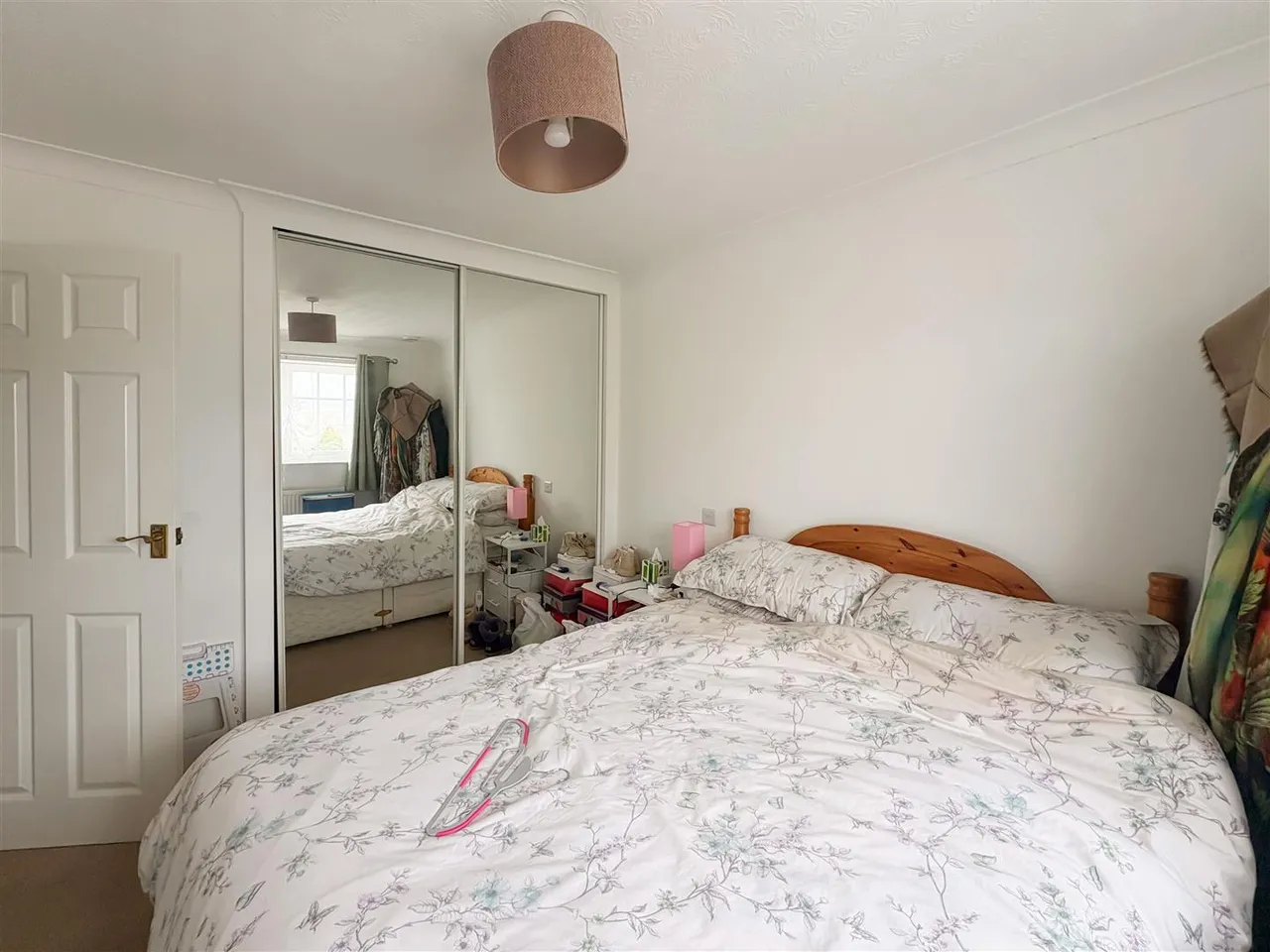 Douglas Close, Ford, photo 10