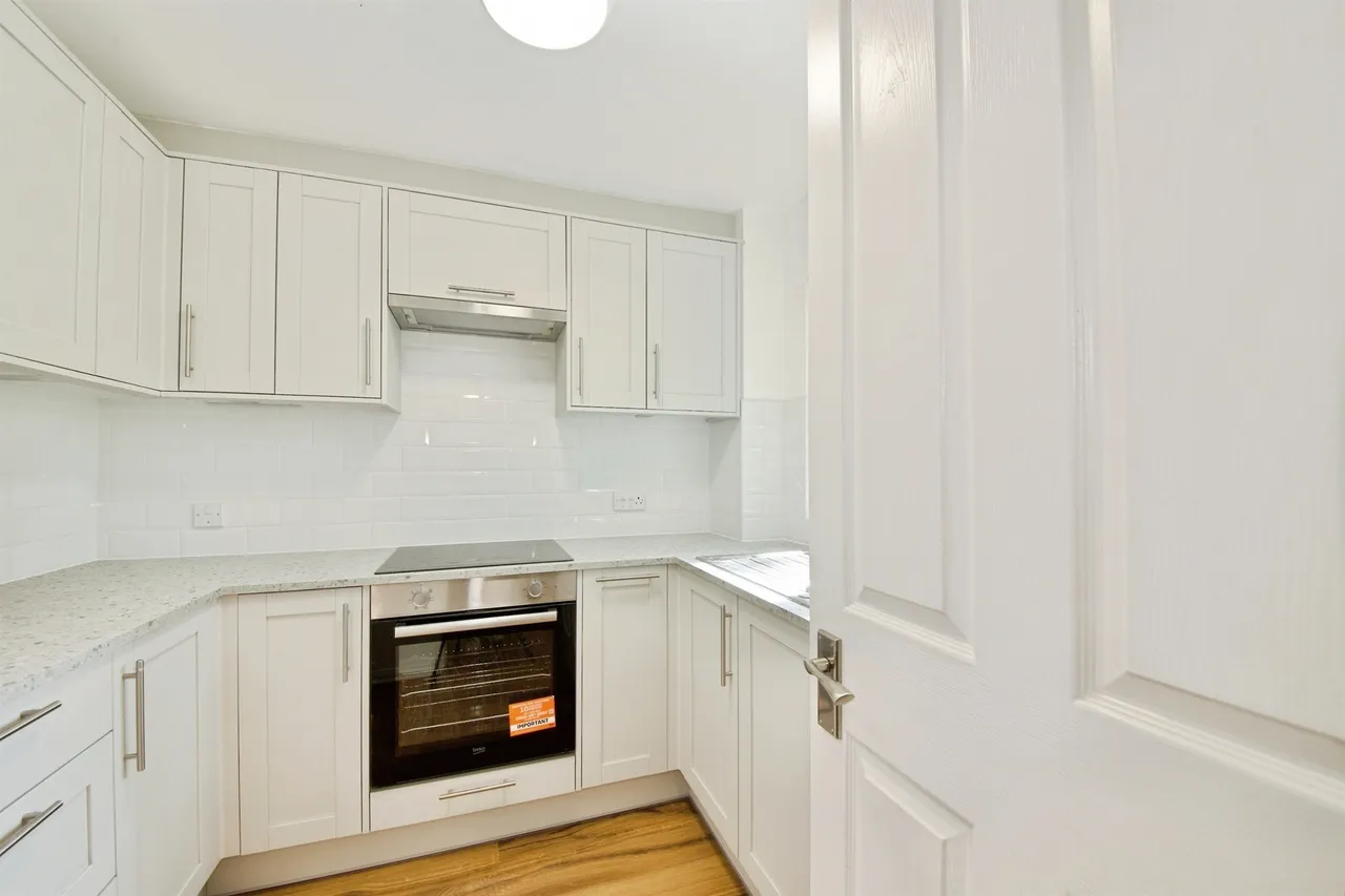 Waterside Close, Barking, IG11, photo 10