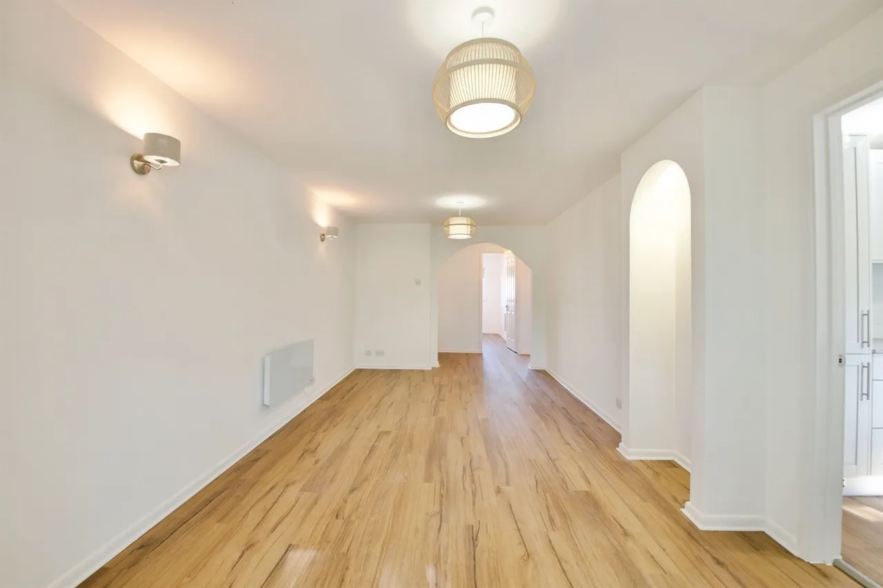 Waterside Close, Barking, IG11, photo 11