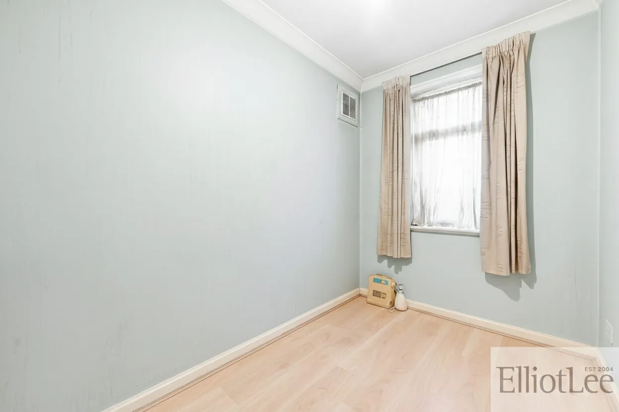 Ashness Gardens, Greenford, UB6, photo 7
