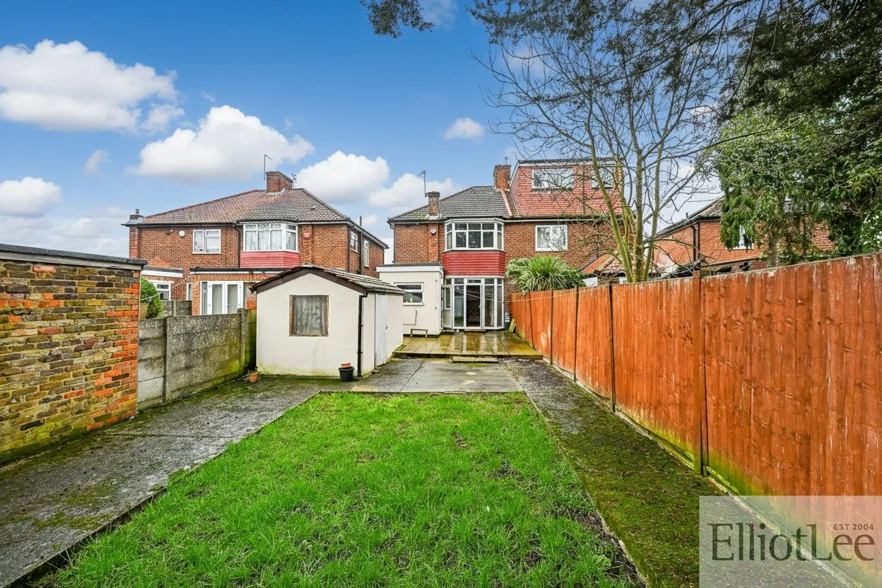 Ashness Gardens, Greenford, UB6, photo 10