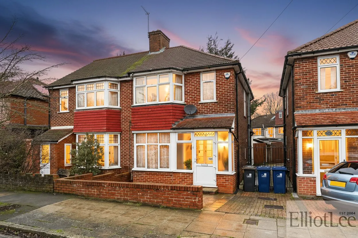 3 bed house for sale — Ashness Gardens, Greenford, UB6