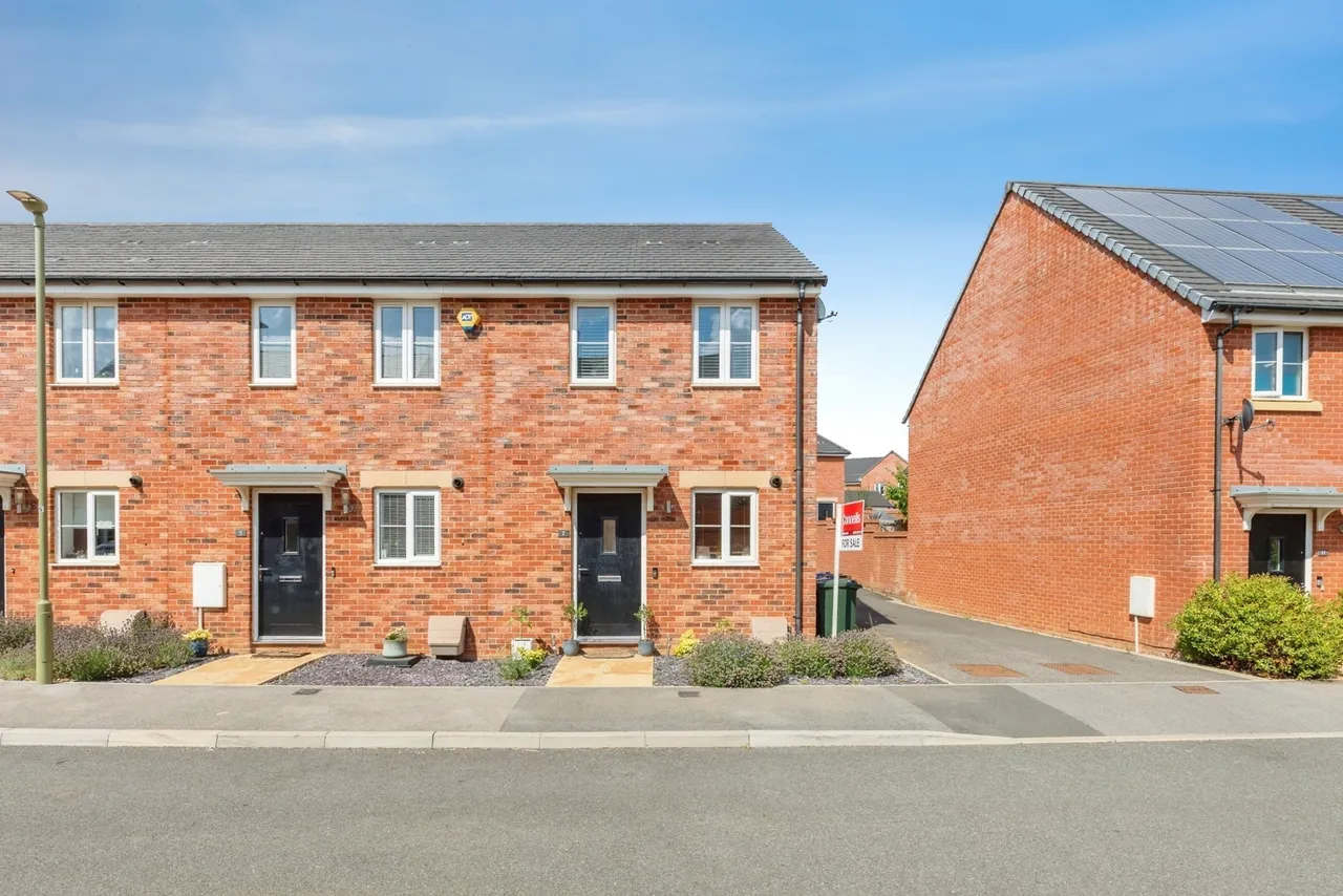 2 bed house for sale — Hermon Road, Banbury, Oxfordshire, OX16