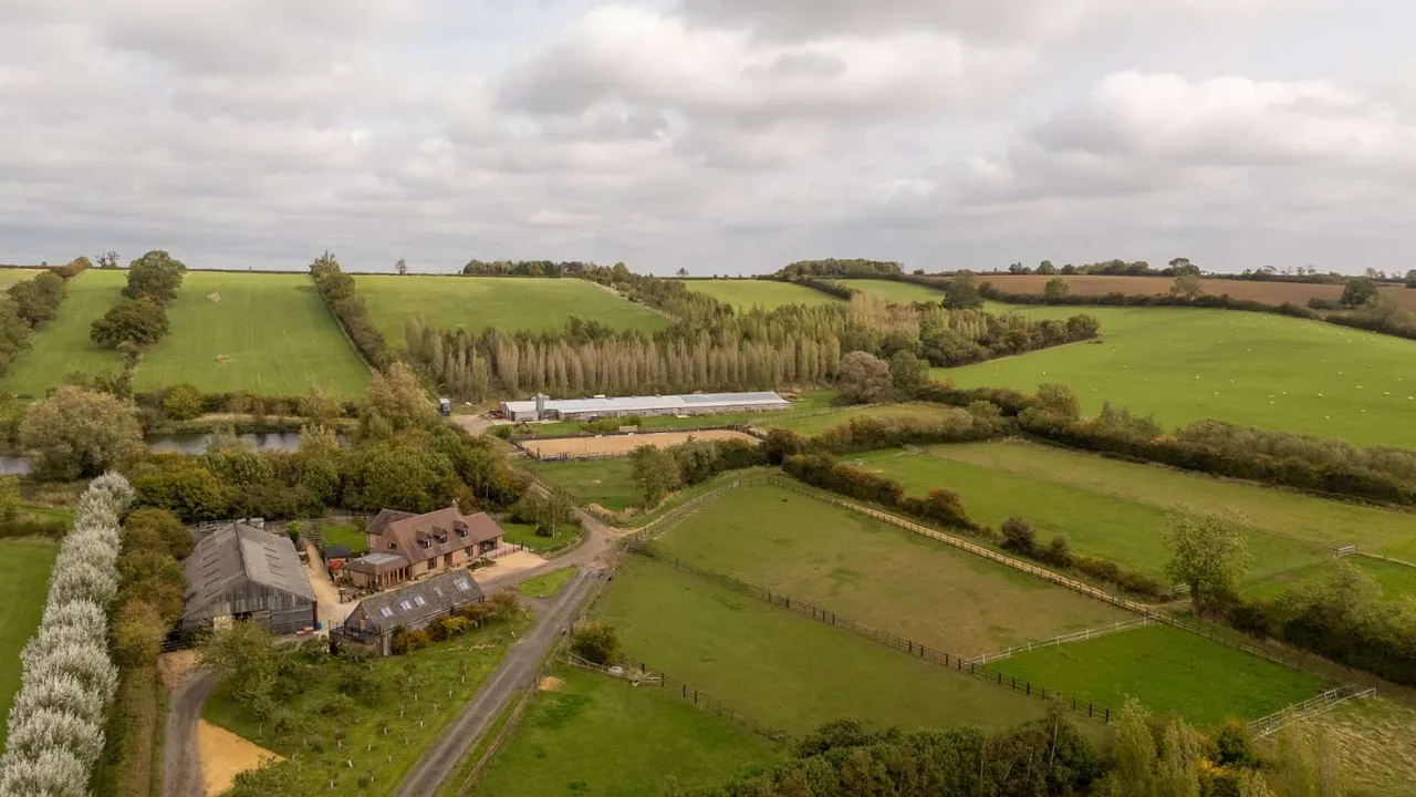 College Farm Road, Belton in Rutland, LE15, photo 36