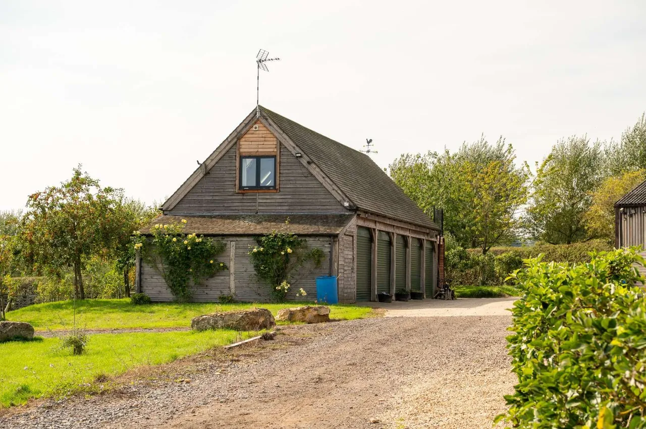 College Farm Road, Belton in Rutland, LE15, photo 20