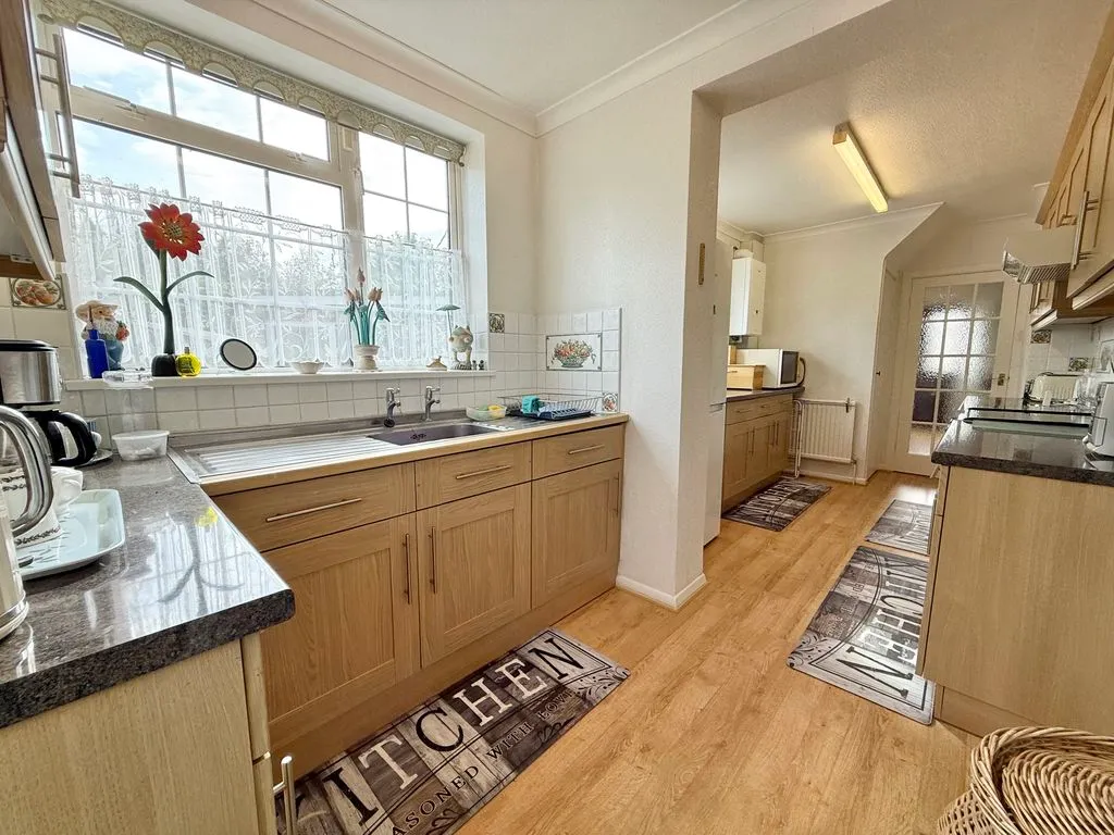 Broughton Close, Bierton HP22 5DJ, photo 5
