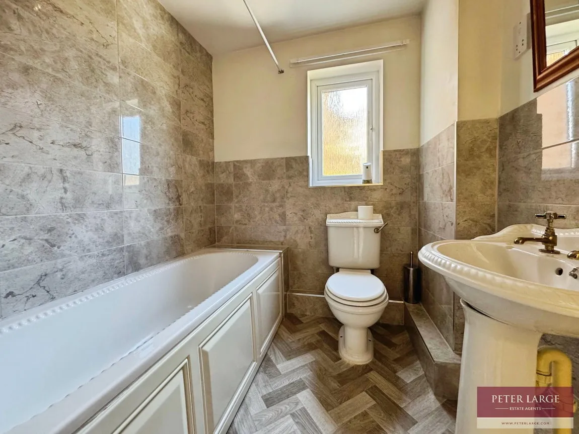 Ronaldsway, Rhyl, Denbighshire, LL18 2LB, photo 11