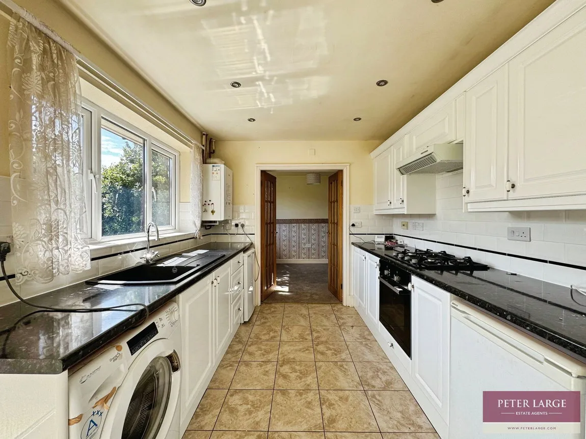 Ronaldsway, Rhyl, Denbighshire, LL18 2LB, photo 5
