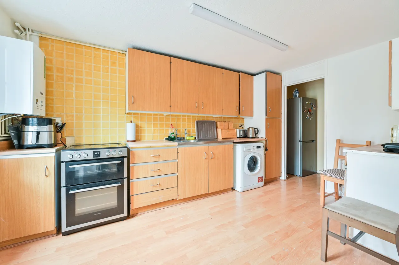 39 Langdale Close, London, photo 6