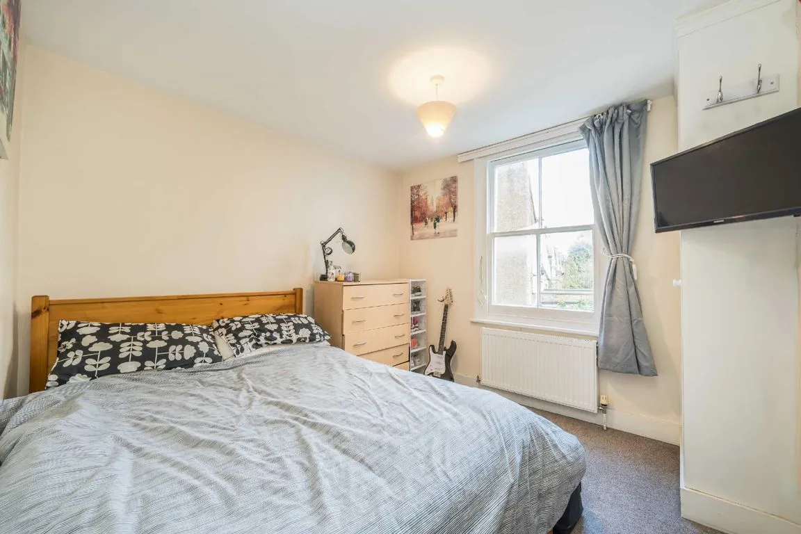 Ballater Road, SW2, photo 8