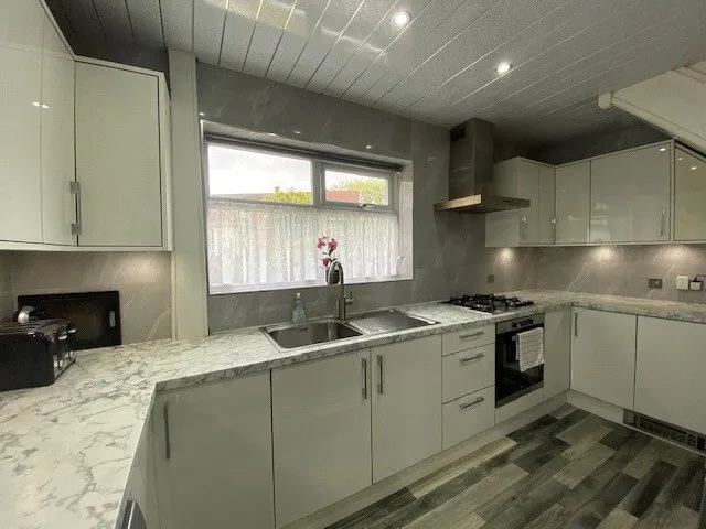 Park Lee Road, Blackburn, Lancashire, BB2, photo 7