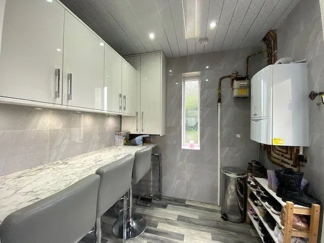 Park Lee Road, Blackburn, Lancashire, BB2, photo 6