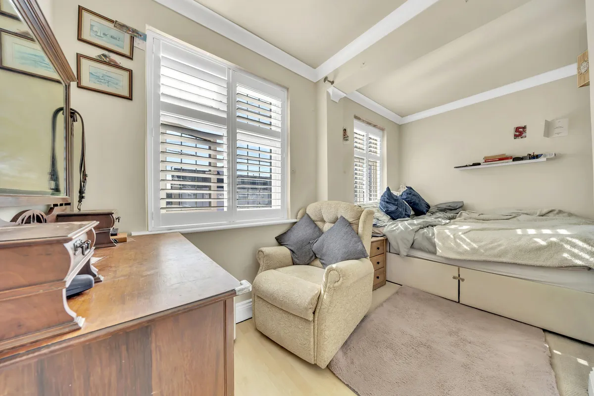 Riversdale Road, Romford, RM5, photo 17