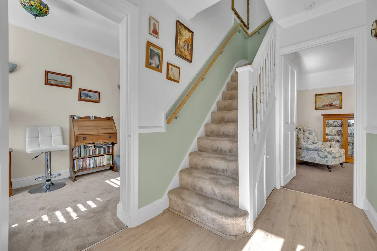 Riversdale Road, Romford, RM5, photo 12