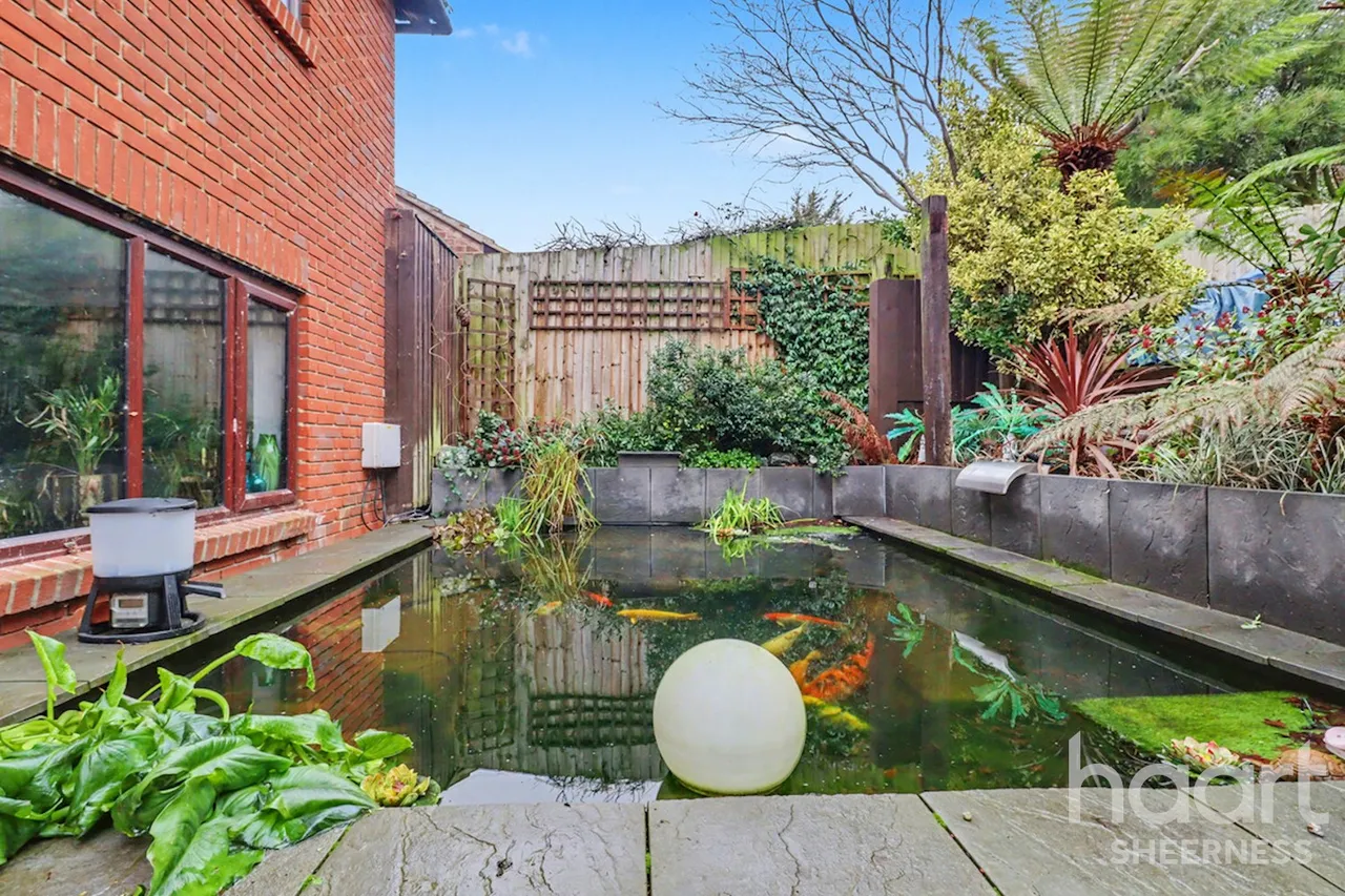 Queenborough Drive, Minster, ME12, photo 16