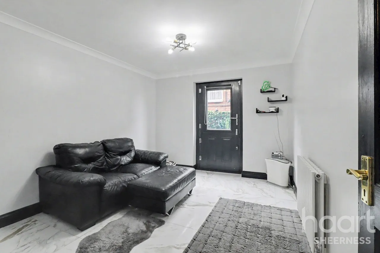 Queenborough Drive, Minster, ME12, photo 30