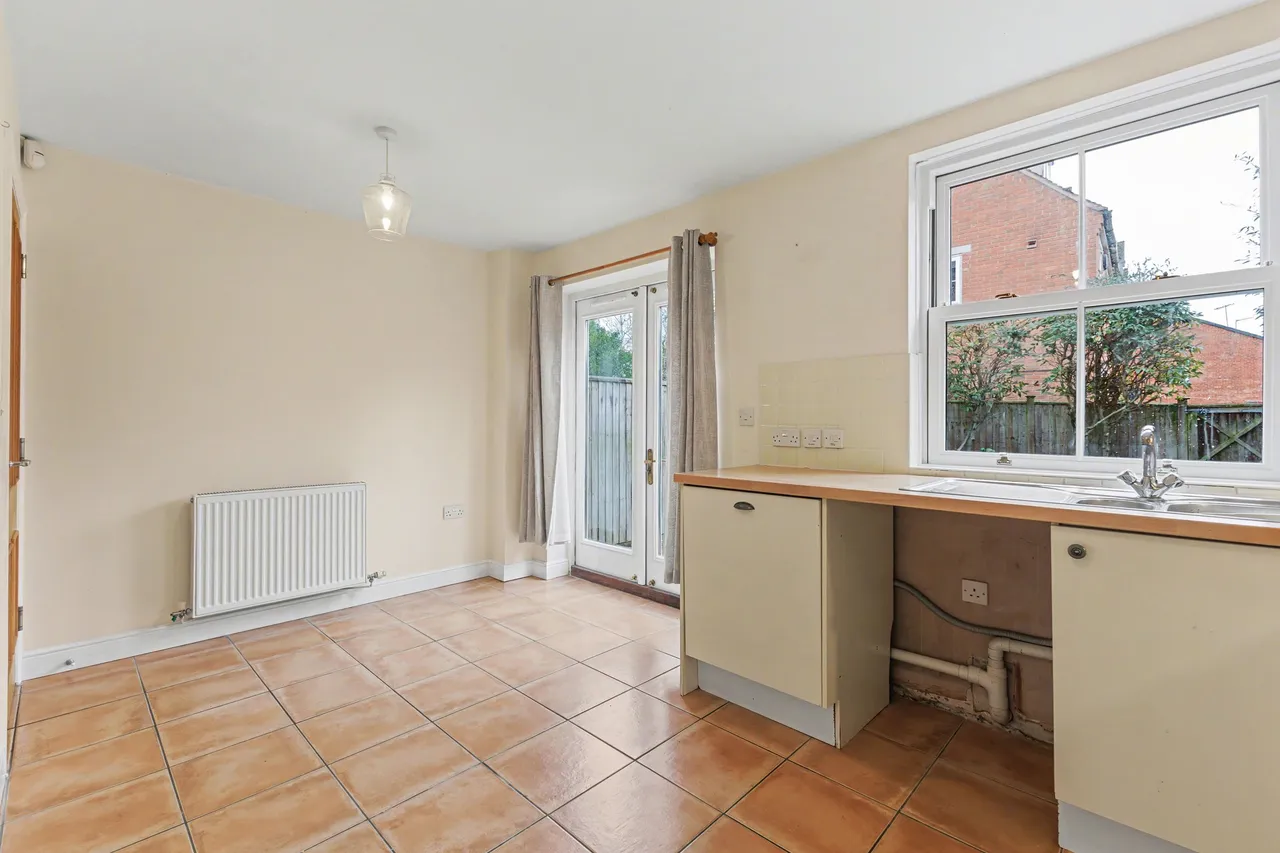 John Martin Square, Evesham, WR11, photo 6