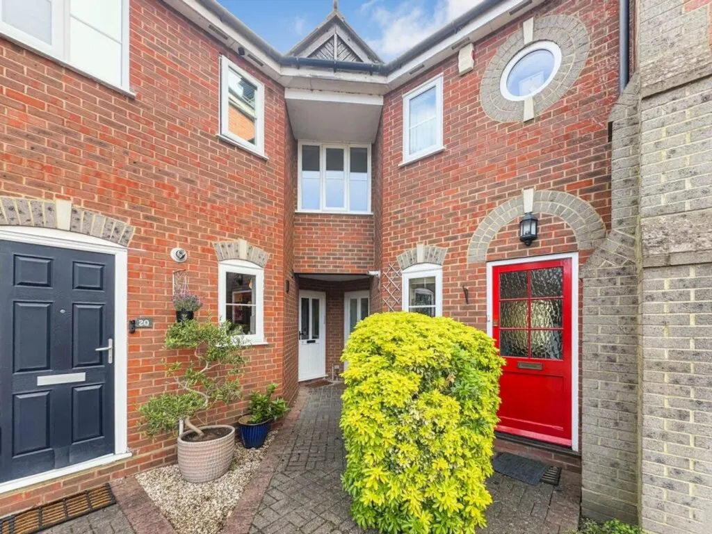 1 bed flat for sale, Yew Lane, Reading, RG1