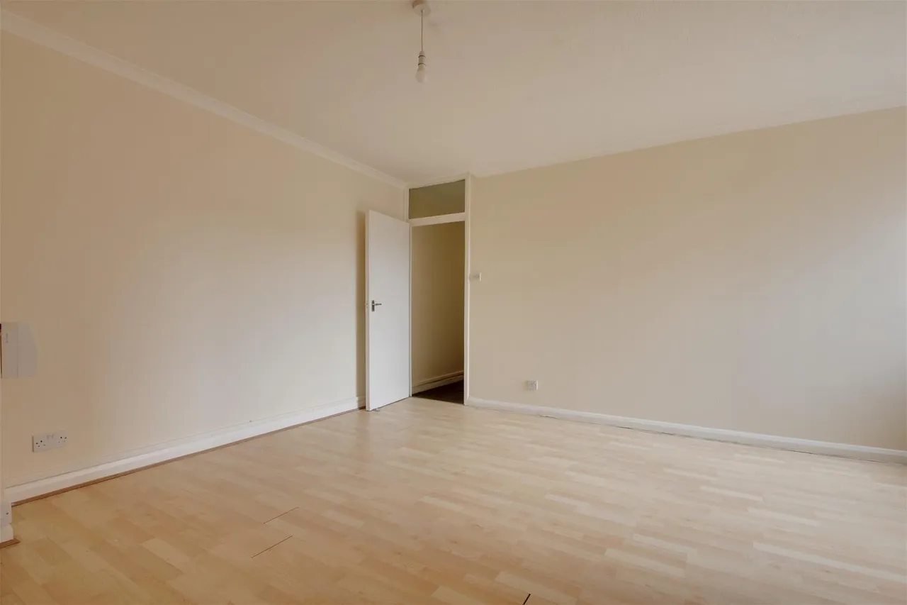 Northcourt Road, Worthing, photo 6