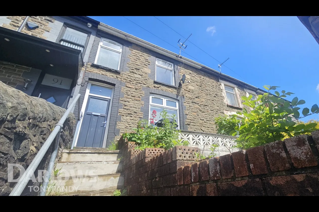 Tyntyla Road, Llwynypia, CF40, photo 17