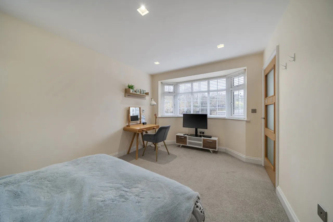 Swakeleys Road, Uxbridge, UB10, photo 18