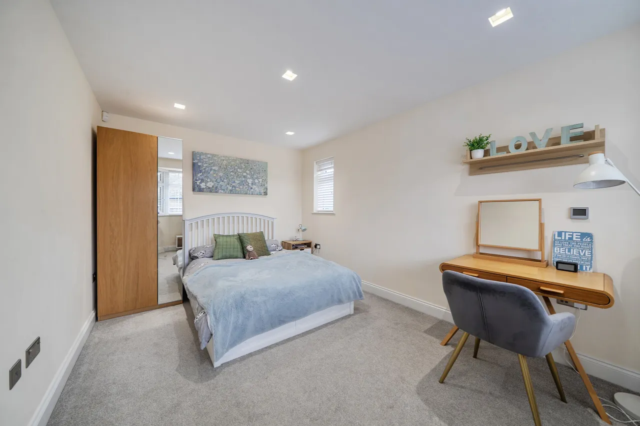 Swakeleys Road, Uxbridge, UB10, photo 7