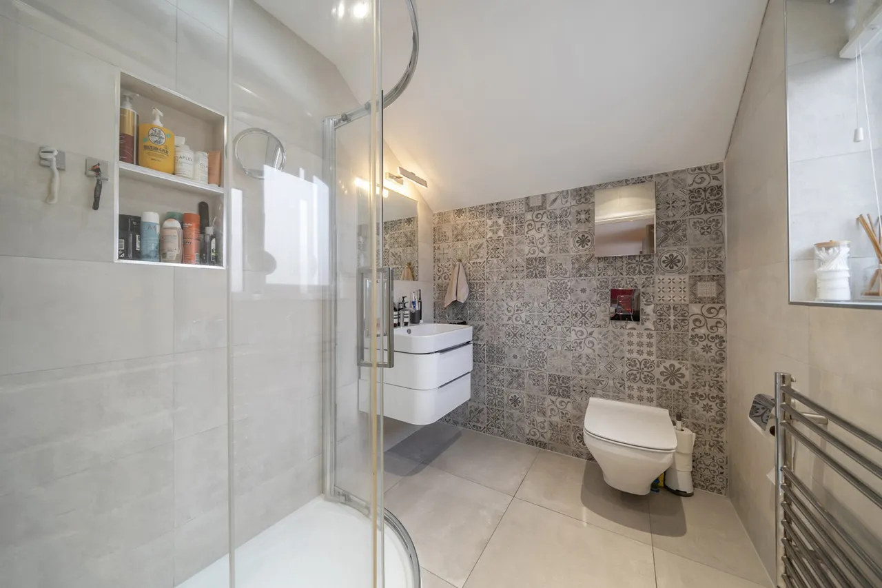 Swakeleys Road, Uxbridge, UB10, photo 8
