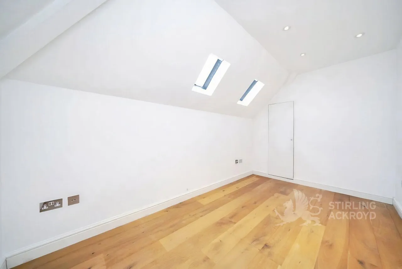 Bracknell Gardens, London, NW3, photo 12