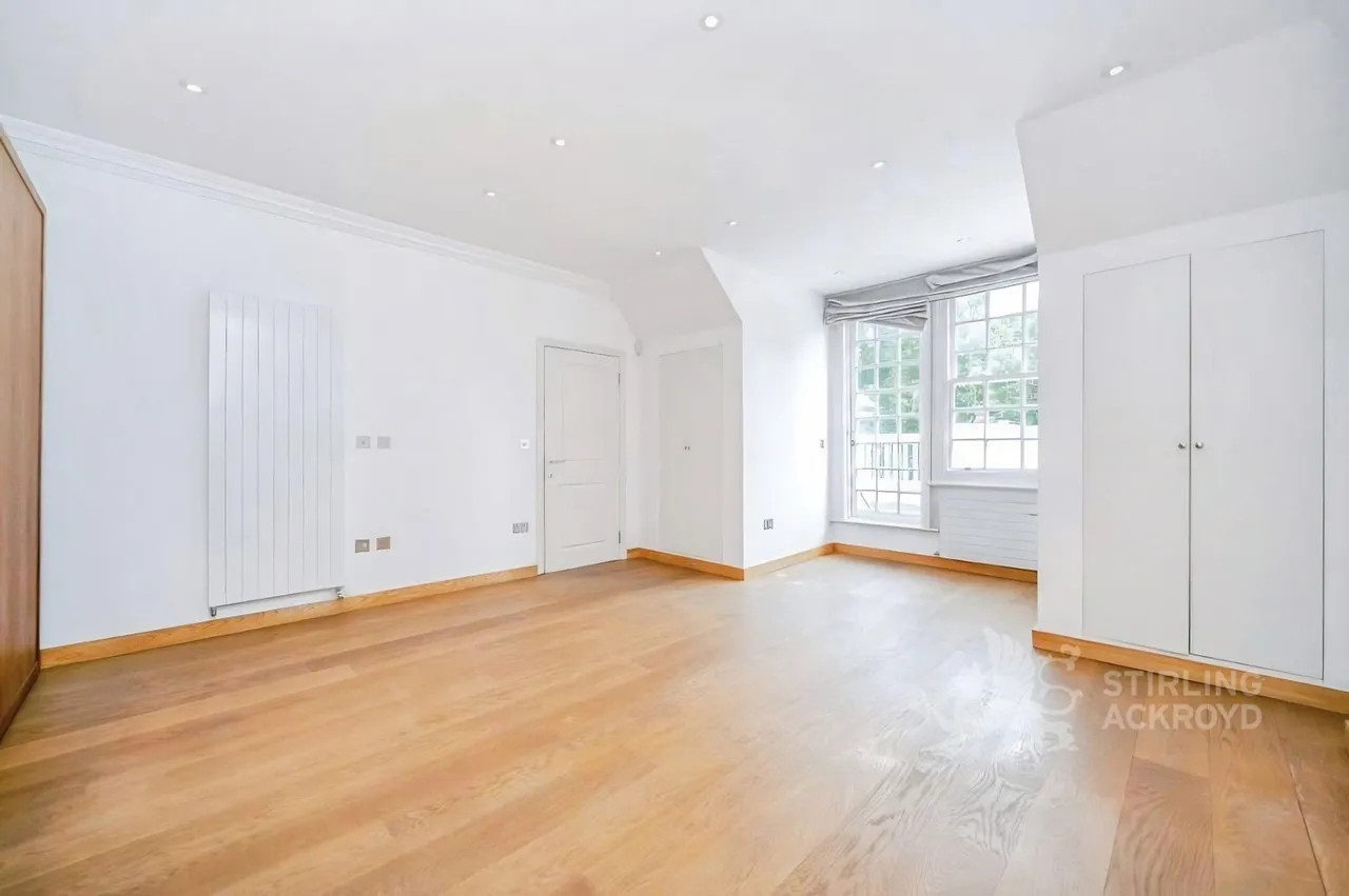 Bracknell Gardens, London, NW3, photo 16