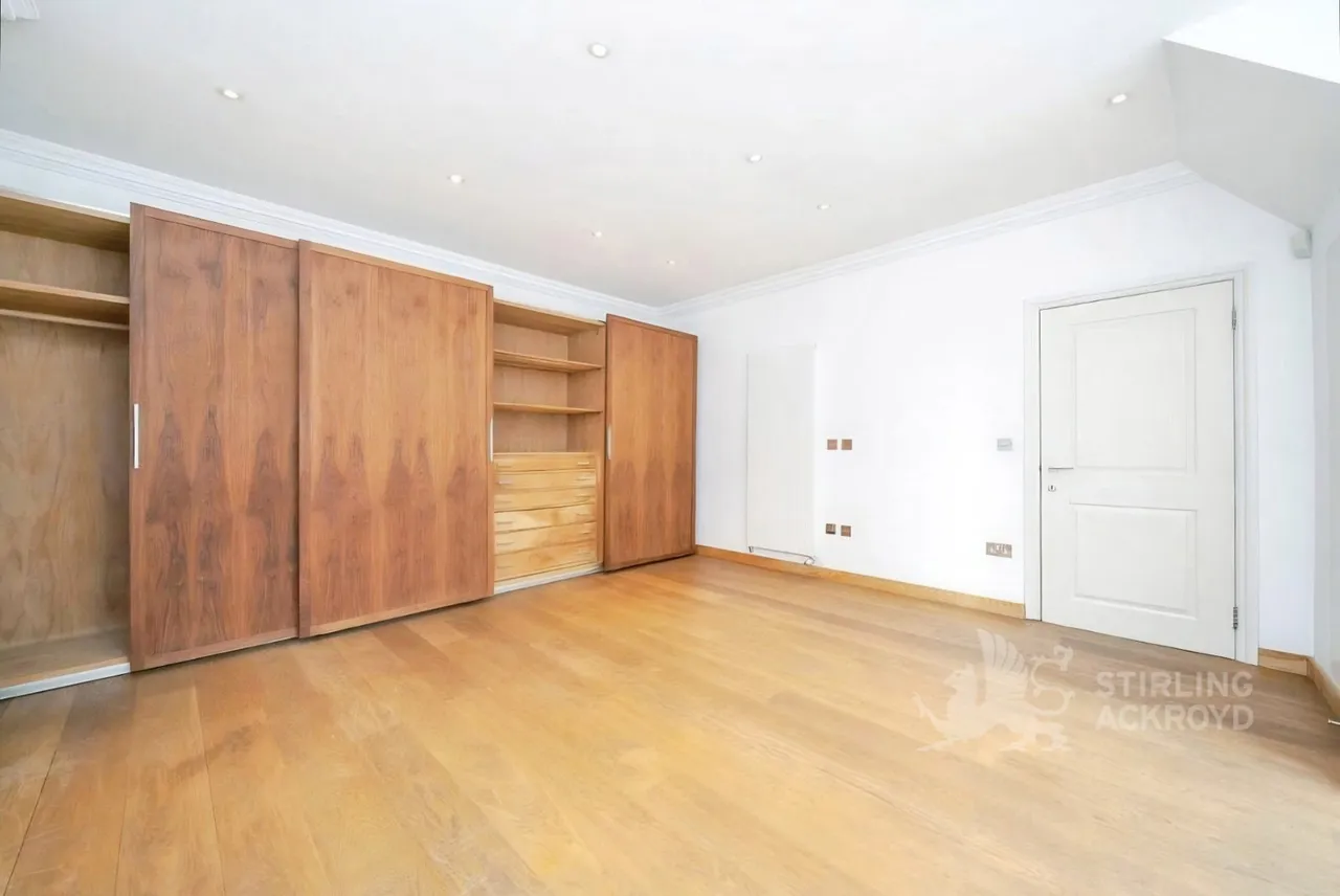 Bracknell Gardens, London, NW3, photo 15
