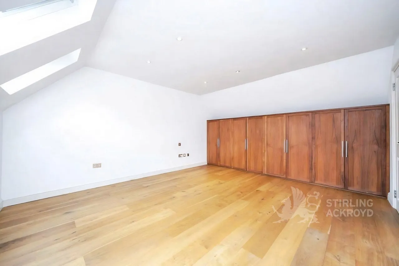 Bracknell Gardens, London, NW3, photo 13