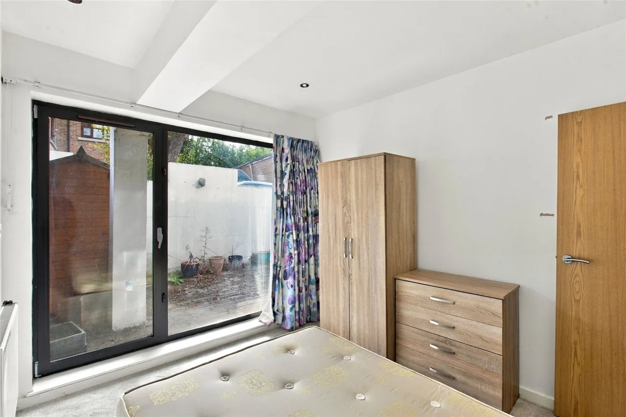 Fallsbrook Road, Furzedown, photo 9