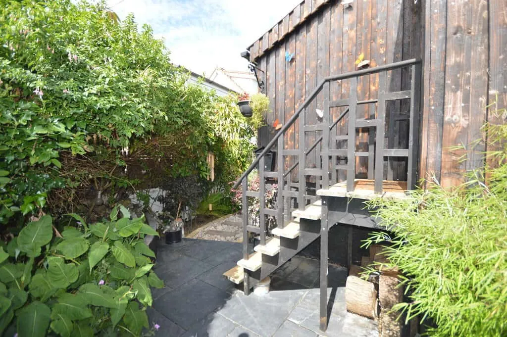 The Island, Thames Ditton, KT7, photo 13