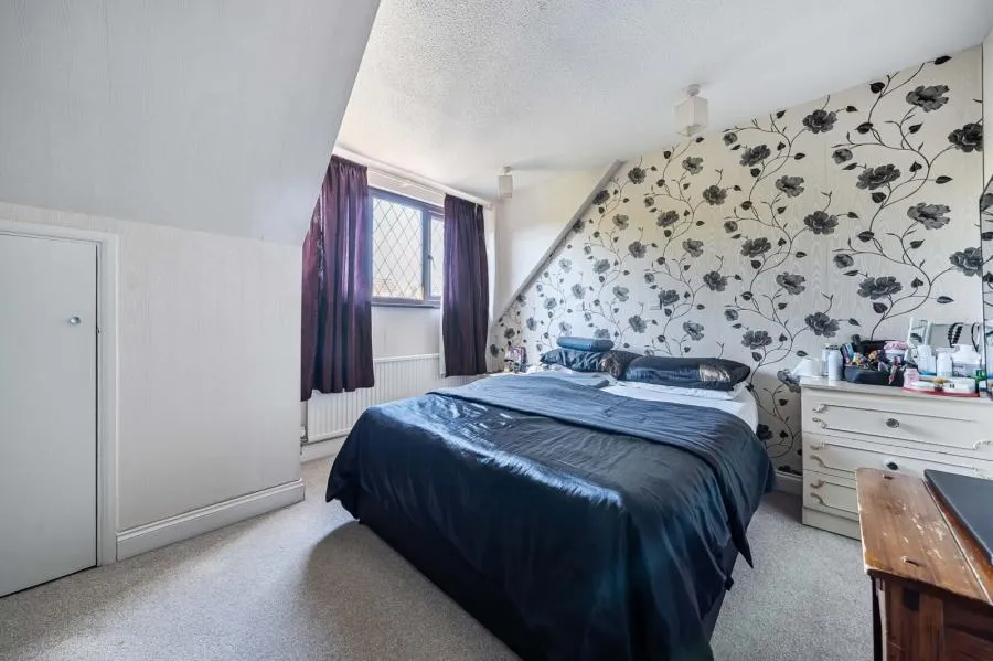 Pettys Brook Road, Chineham, RG24, photo 7