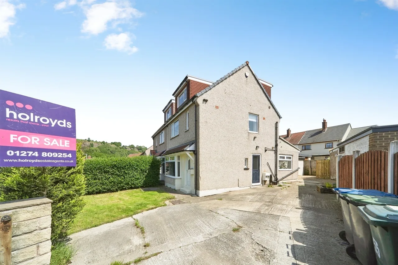 5 bed house for sale — Bank View, Baildon, SHIPLEY