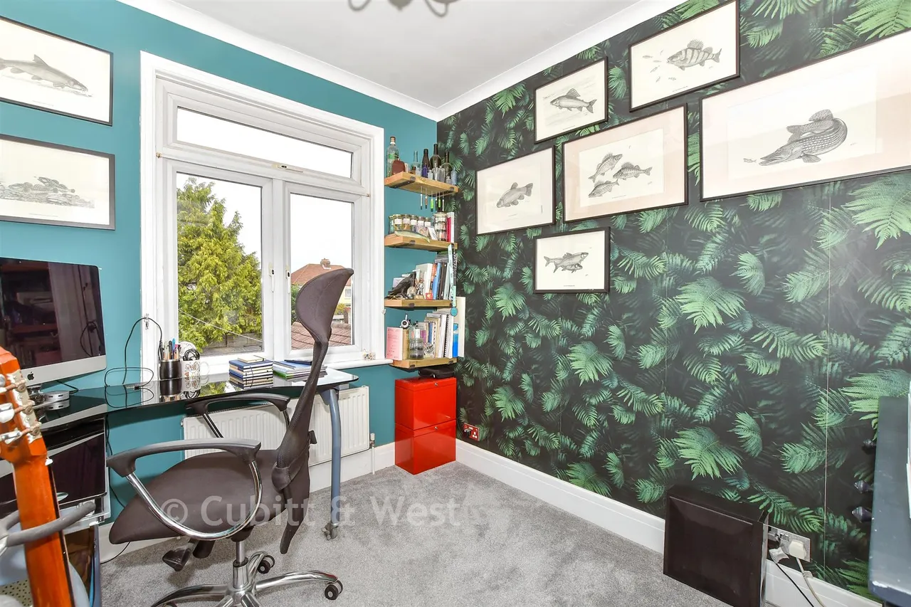 Stubbington Avenue, Portsmouth, PO2, photo 6