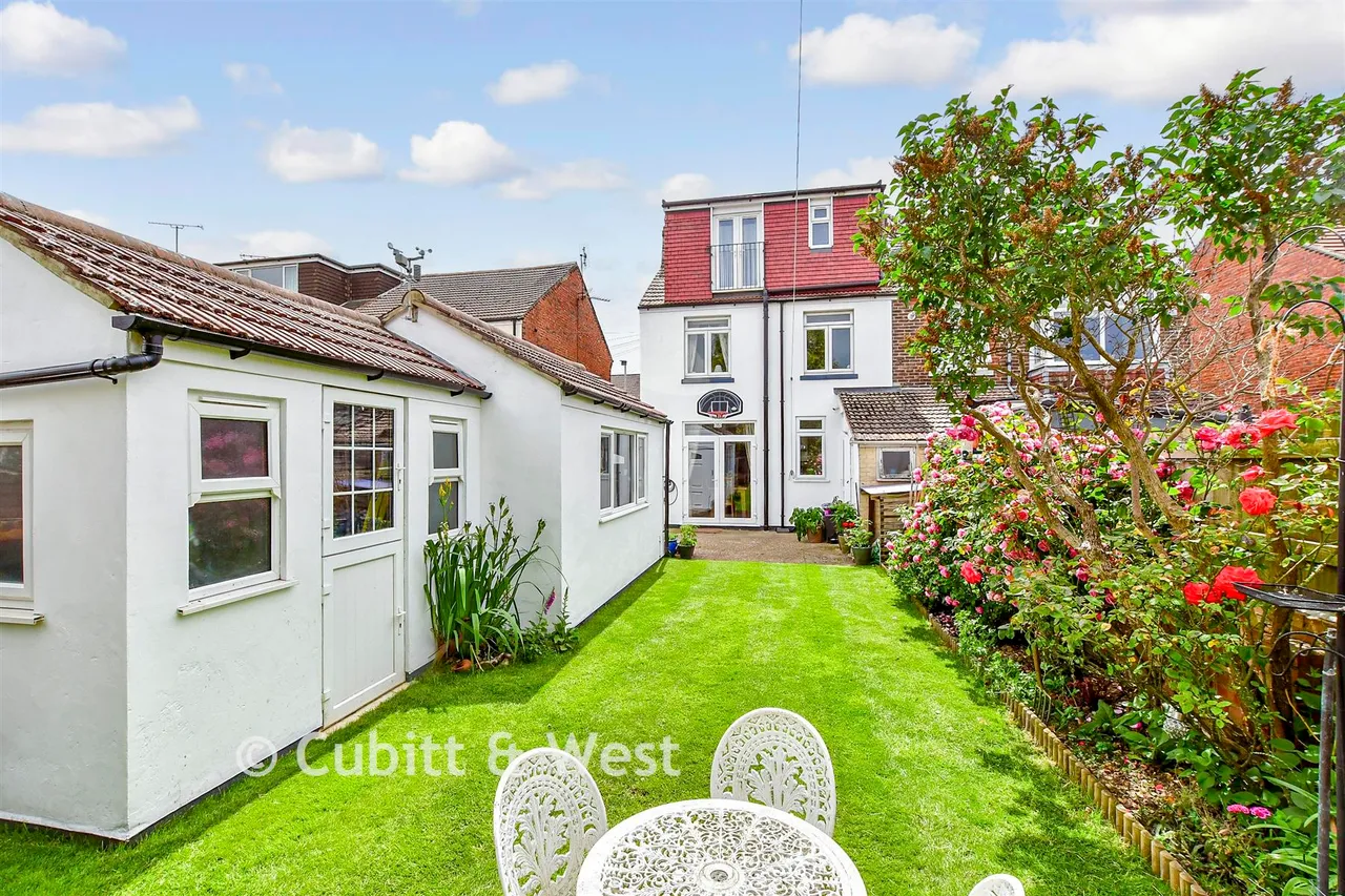 Stubbington Avenue, Portsmouth, PO2, photo 14