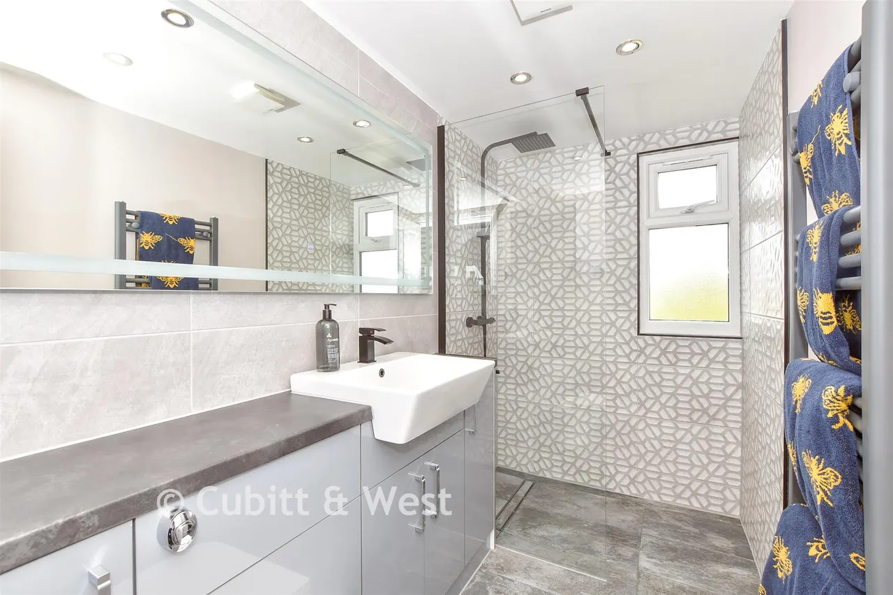 Stubbington Avenue, Portsmouth, PO2, photo 10