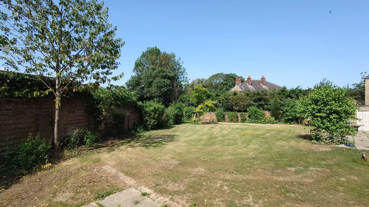 Bury St Edmunds, IP33, photo 10